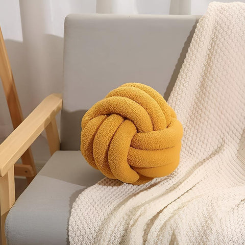Knot Cushion - Soft Lambswool, Cozy knot Design