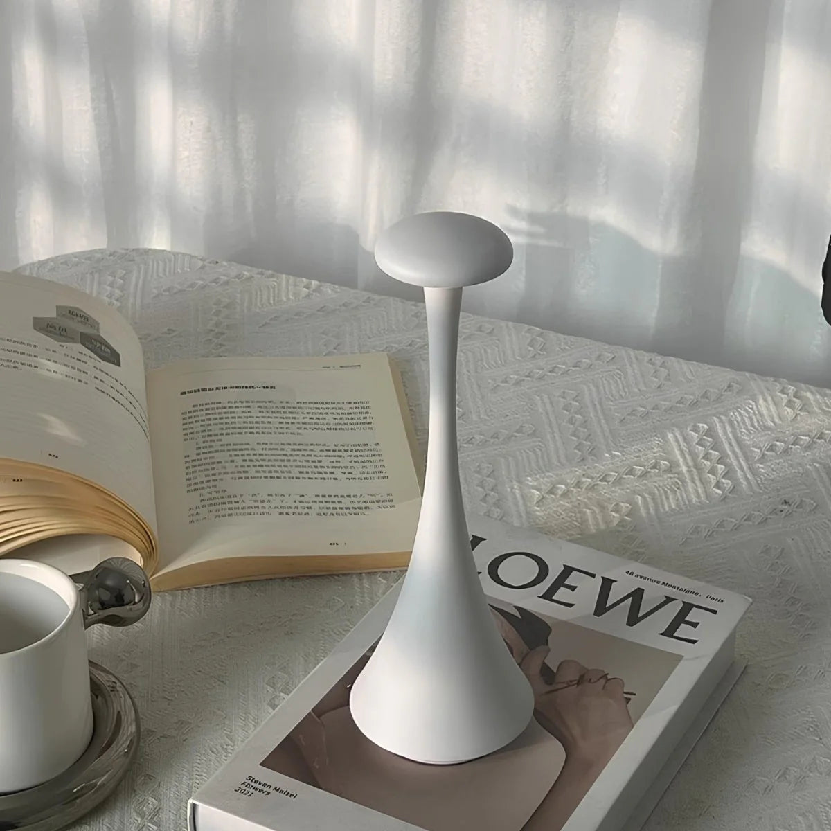 Wireless Rechargeable Table Lamp with Touch Control – Dimmable Bedside or Desk Lamp, Modern Design for Versatile Lighting