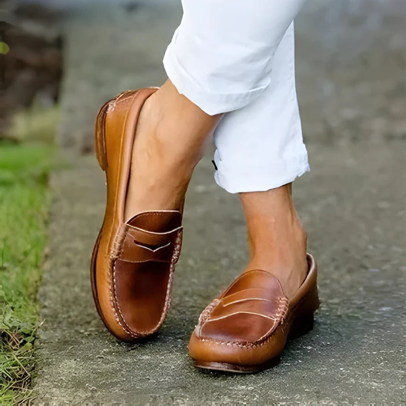 Mocasines clásicos sin cordones de tacón bajo para mujer