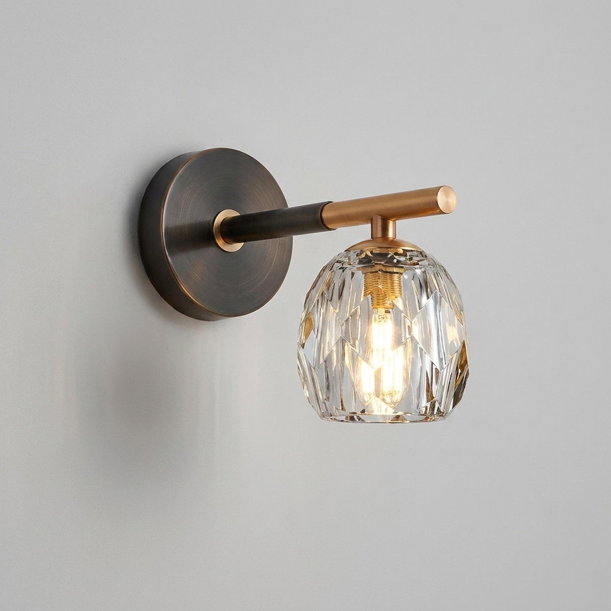 COPRIELLE – Crystal Wall Sconce for Elegant Glow