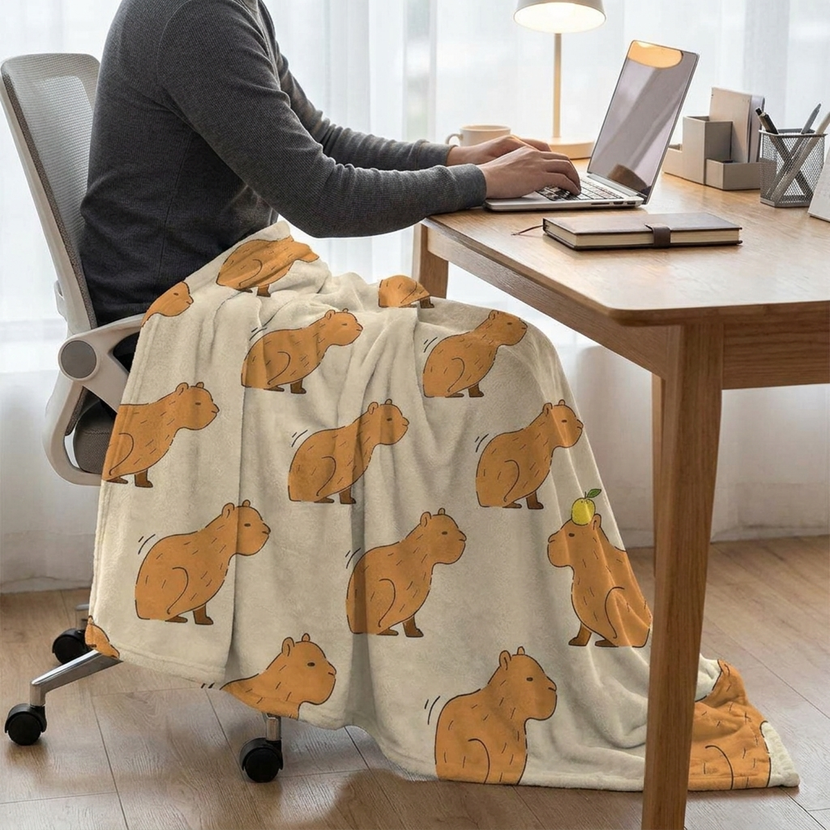 CAPYCHARM – Capybara Blanket for Playful Home Comfort
