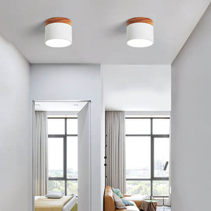 Compact Surface-Mount LED Light Fixture 4 in Round Multi-Color Adjustable Temperature for Entryways Bedrooms Overhead Lighting 7W 700 Lumens