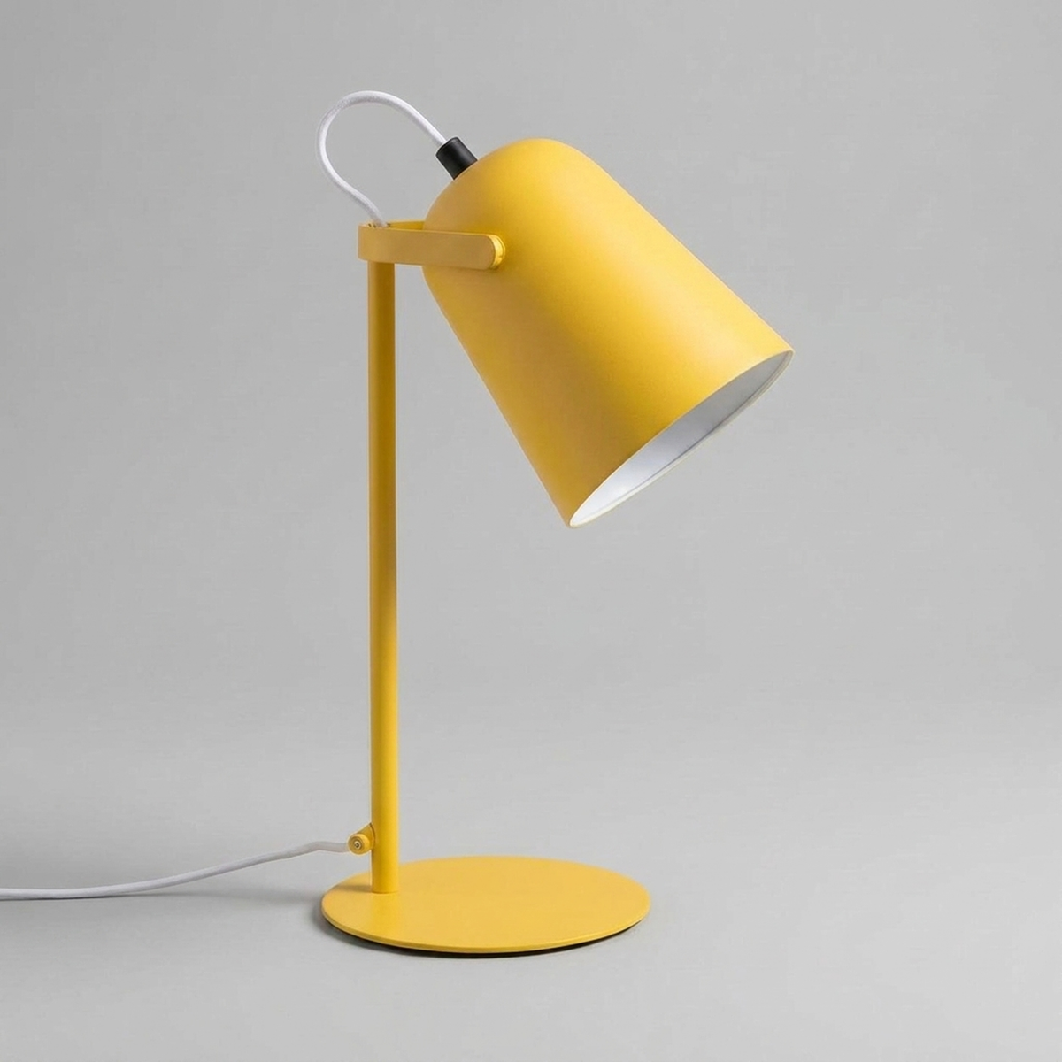 DESKFLARE – Lámpara de escritorio ajustable para iluminación diaria dirigida