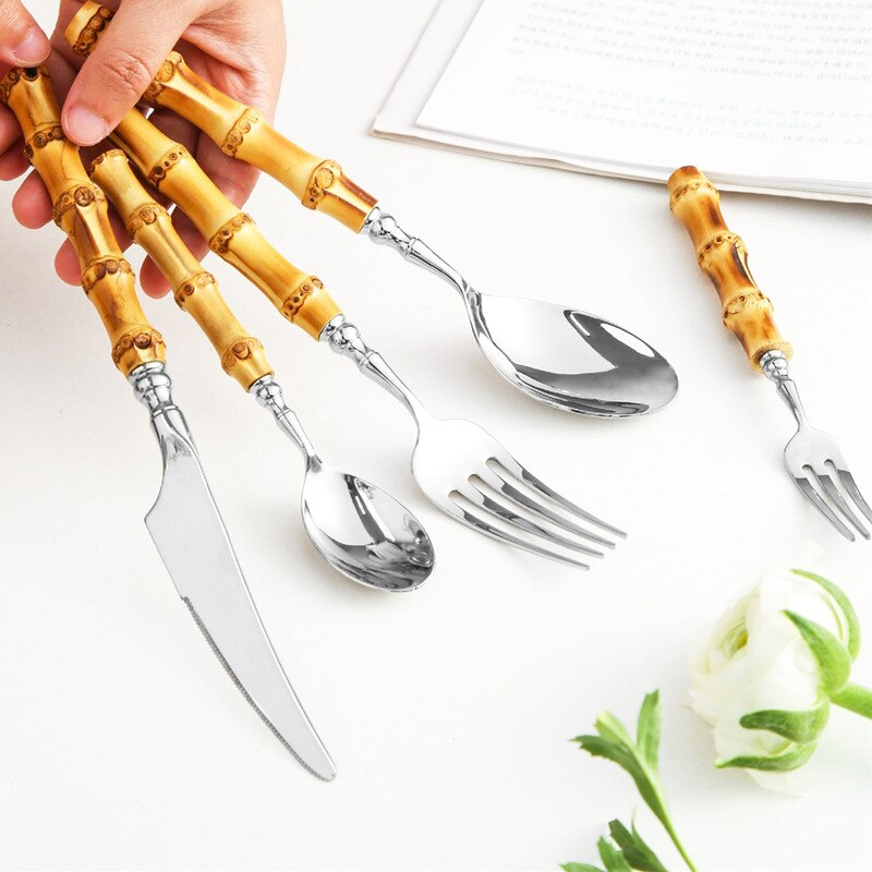 Ortekor Eco Chic | Set de cubiertos de bambú con detalles en acero inoxidable | Cenas sostenibles para reuniones elegantes