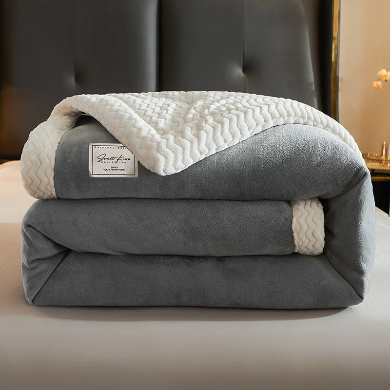 Plush Fleece Throw Blanket Queen Size Winter Warmth for Couch & Bed Indoor Outdoor Soft Polyester All-Season Comfort