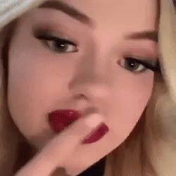 Liquid Lipstick 12-Hour Non-Sticky Chamomile & Soy