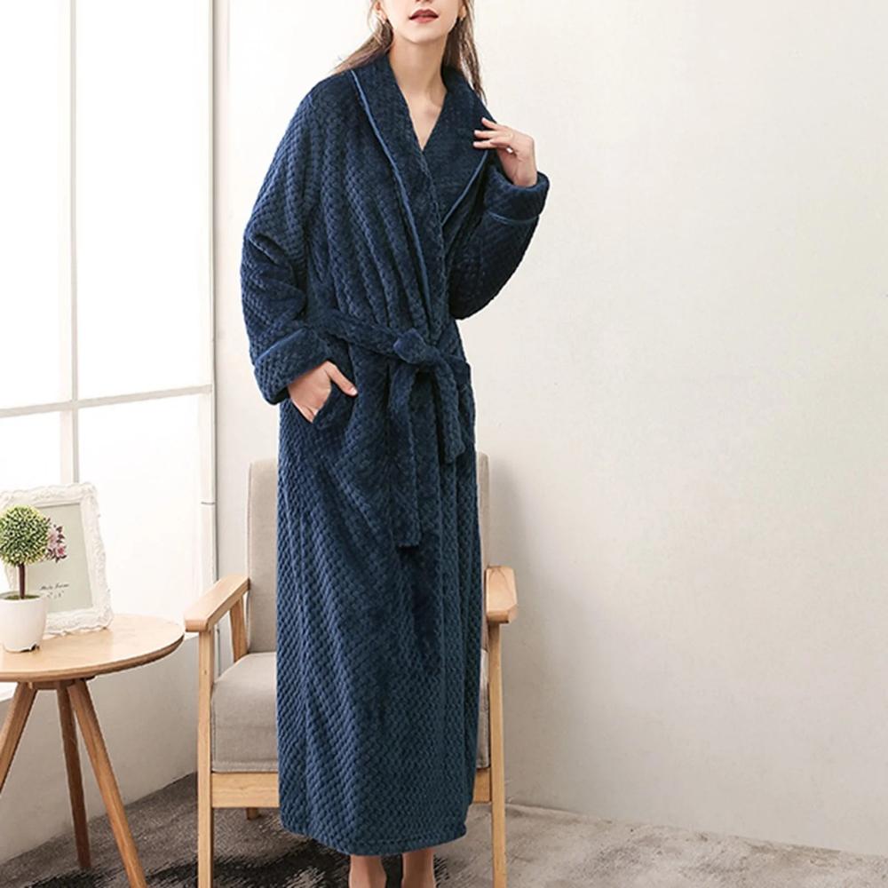 Bata de baño de forro polar Dazzle: suave, cómoda y unisex, perfecta para estar en casa