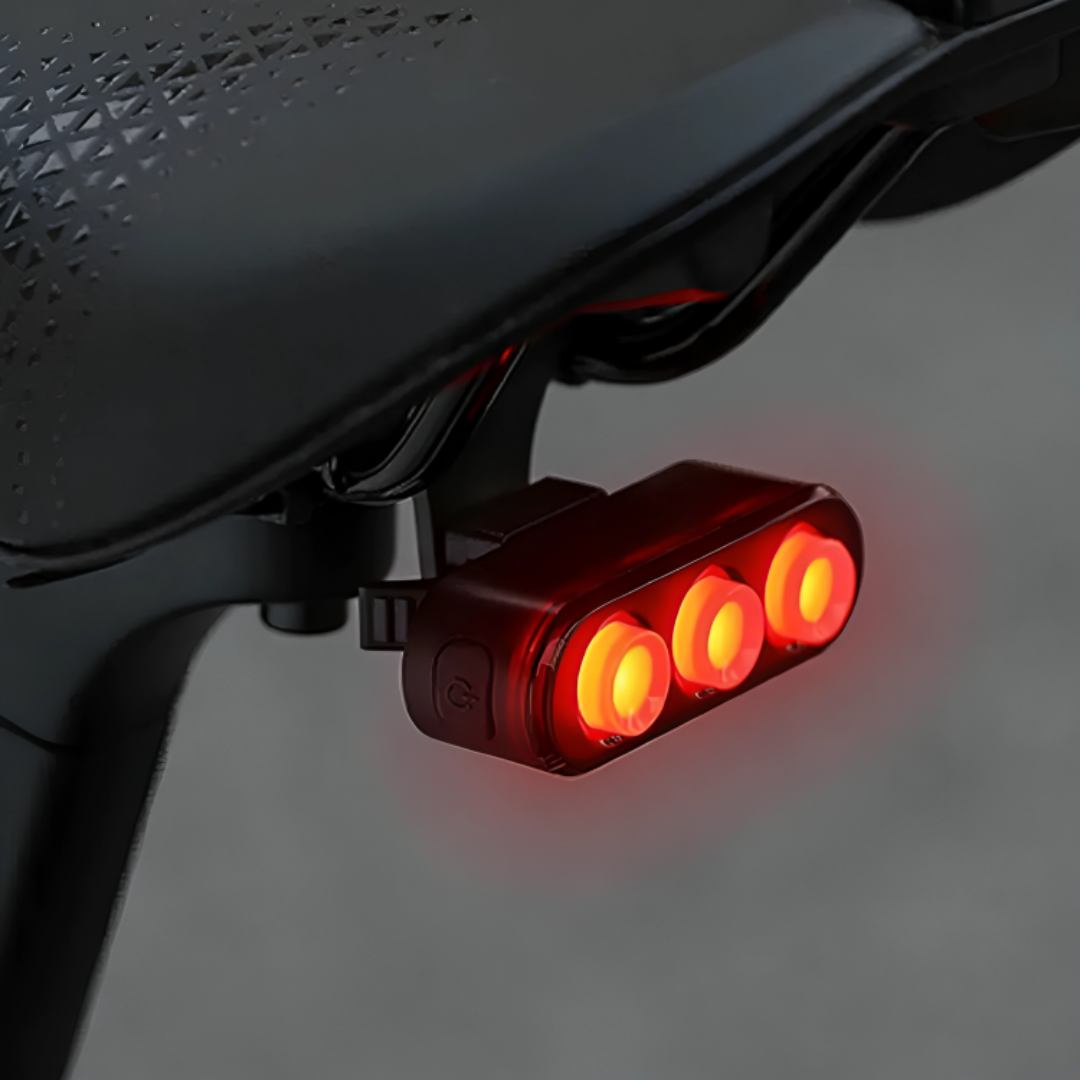 Luz trasera de bicicleta con sensor de movimiento y alerta de frenado automático: LED de seguridad recargable para bicicletas de ruta y montaña