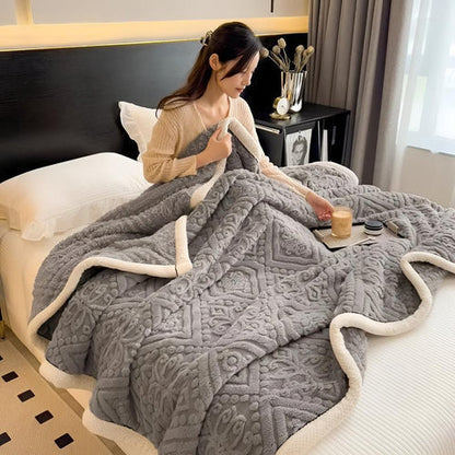 Vesper Velvet Blanket - Plush Sherpa Backing, Year-Round Comfort