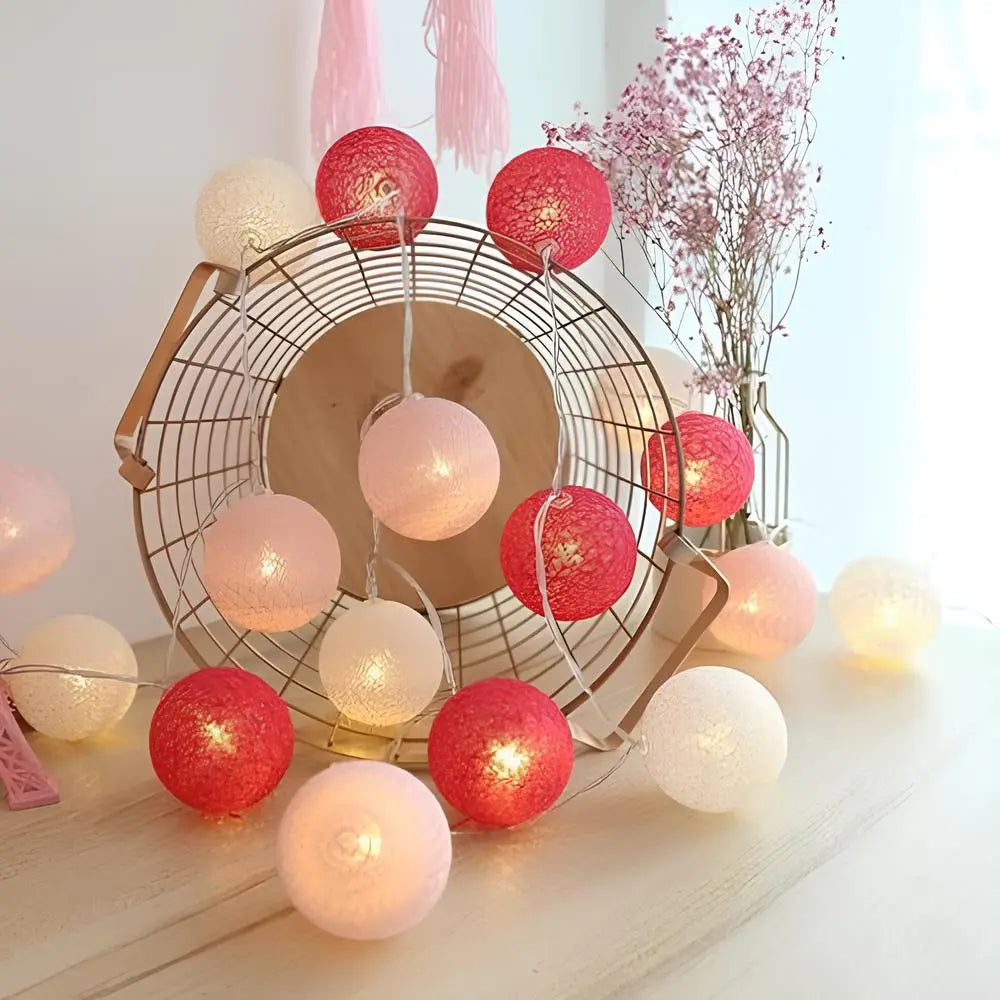 Cotton Ball String Lights LED Garland for Bedroom Living Room Nursery Party Decor USB or Battery Powered Ambient Lighting