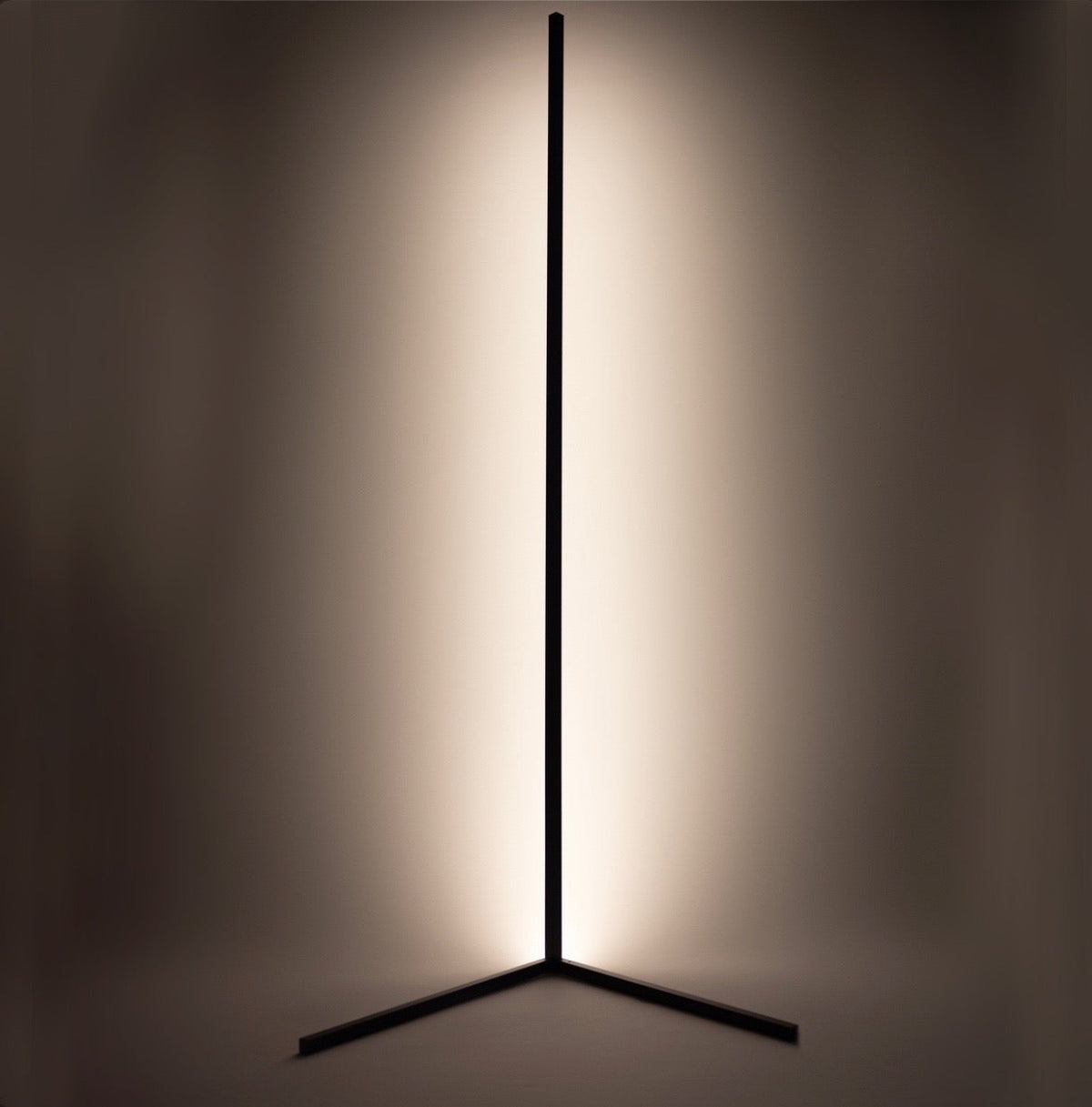 AuraEdge | Corner Floor Lamp with Adjustable RGB & White Light | Space-Saving Design for Versatile Ambiance