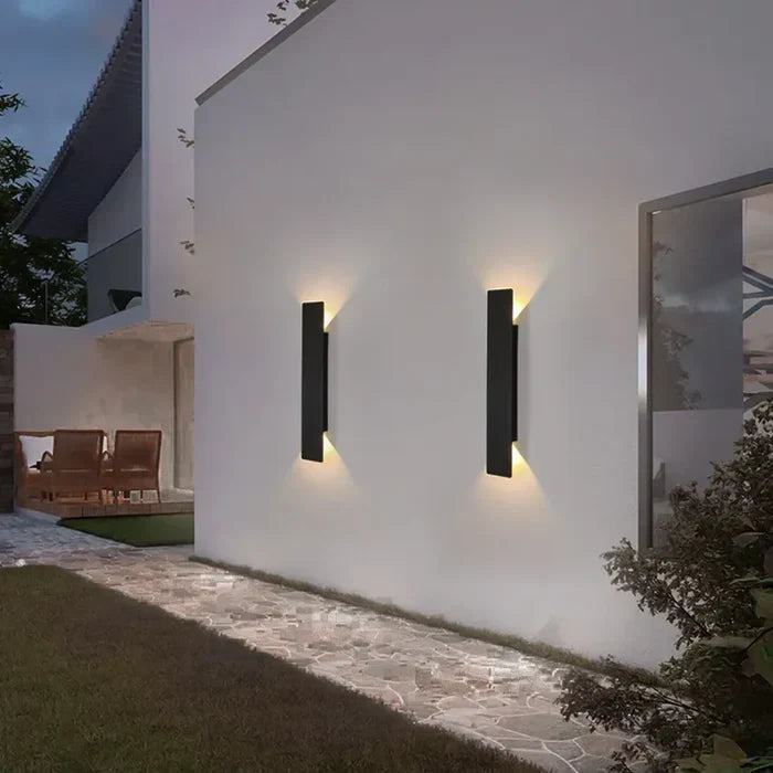 Weatherproof Aluminum Outdoor Wall Light – Modern LED Sconce for Patio, Garage & Entryway – IP65 Waterproof, 85-265V