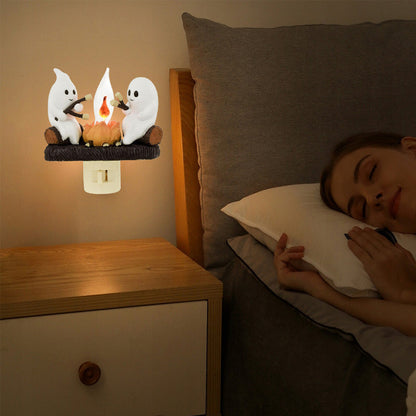 Flickering Campfire Ghost Night Light LED Resin Figurine for Kids Bedrooms Halloween Decor Ambient Lighting Whimsical Tabletop Lamp