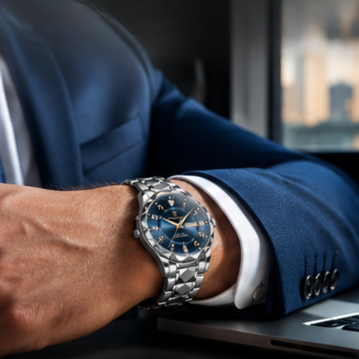 Men's Scratch-Resistant Quartz Watch – Waterproof Titanium for Sports and Daily Use