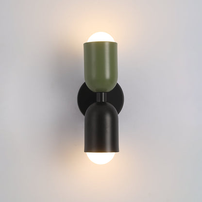 Aplique de pared ajustable de dos cabezales en acabados metálicos vibrantes para iluminación de acento en sala de estar y dormitorio