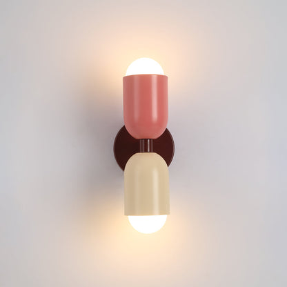 Aplique de pared ajustable de dos cabezales en acabados metálicos vibrantes para iluminación de acento en sala de estar y dormitorio