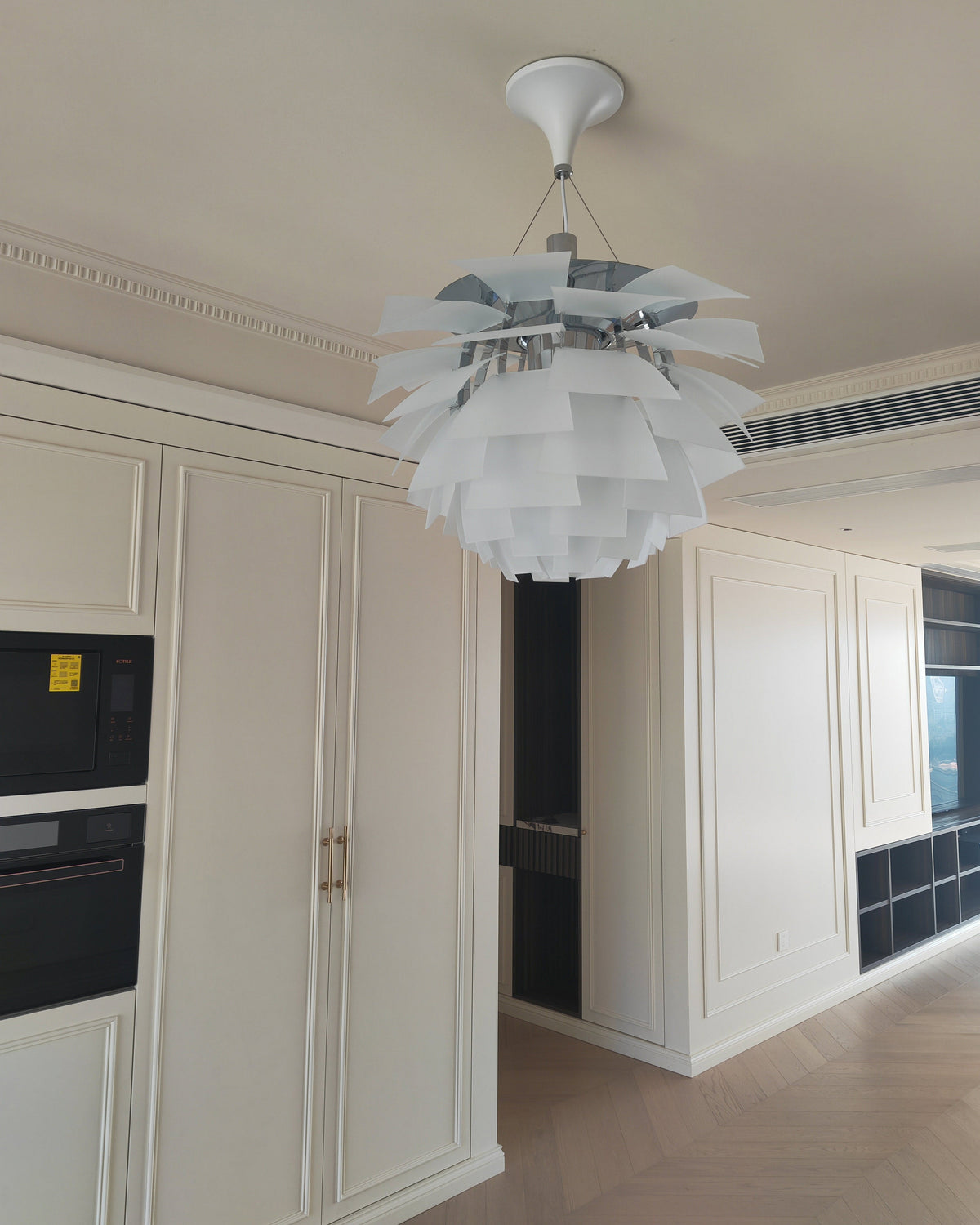 Sculptural Metal Shade Hanging Fixture 20 in Adjustable Height Overhead Lighting for Dining Room Kitchen Island Entryway Warm Glow Installat
