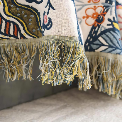 100% Cotton Jacquard Throw Blanket with Tassels – Reversible Floral Decorative Sofa Cover for All Seasons, Lightweight Woven Couch Throw