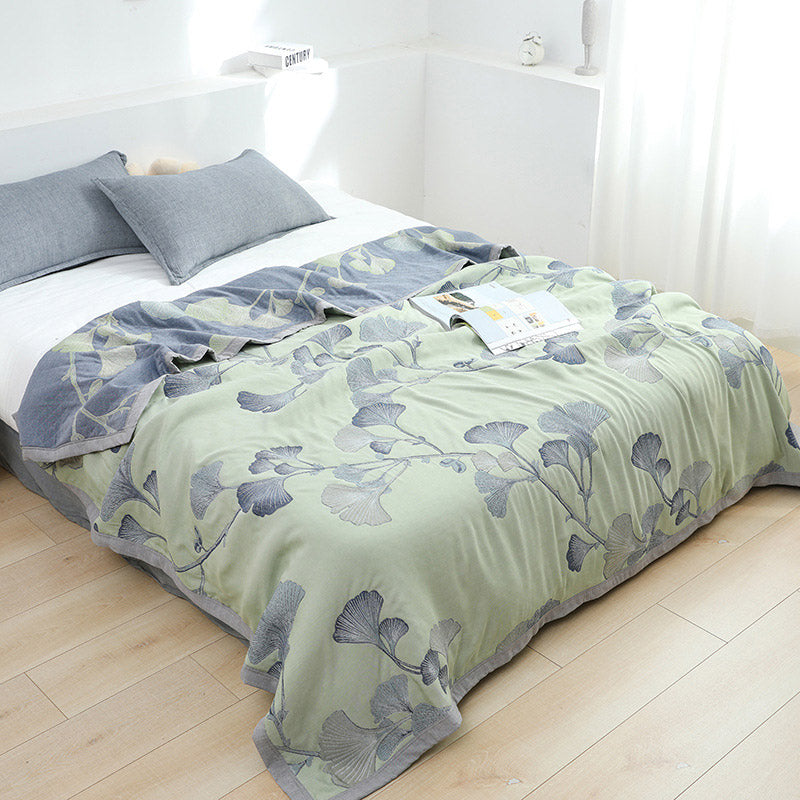 Reversible Cotton Gauze Quilt with Ginkgo Leaf Pattern – Lightweight Jacquard Bedspread for Summer & Air Conditioning – Eco-Friendly