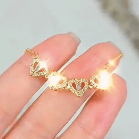 Collar magnético convertible de trébol a corazón, acero inoxidable chapado en oro y circonita