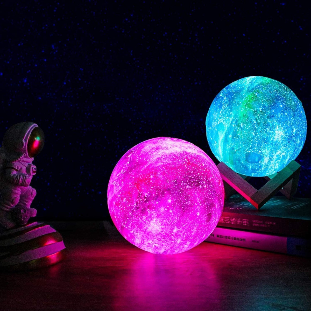 3D Lunar Globe Decorative Night Light with 16 Color Options and Wireless Rechargeable Design for Bedrooms, Desks, and Living Spaces