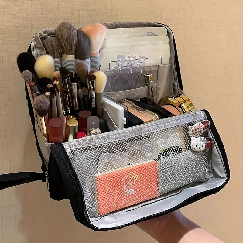 Travel Cosmetics Organizer Bag with Compartments Waterproof Nylon Padded Case for Brushes Palettes Skincare Women's Portable Storage Pouch