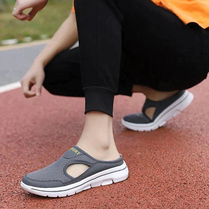 Breathable Mesh Slip-On Slippers with Cushioned Footbed for Men – Open-Back Design for Indoor & Outdoor Wear