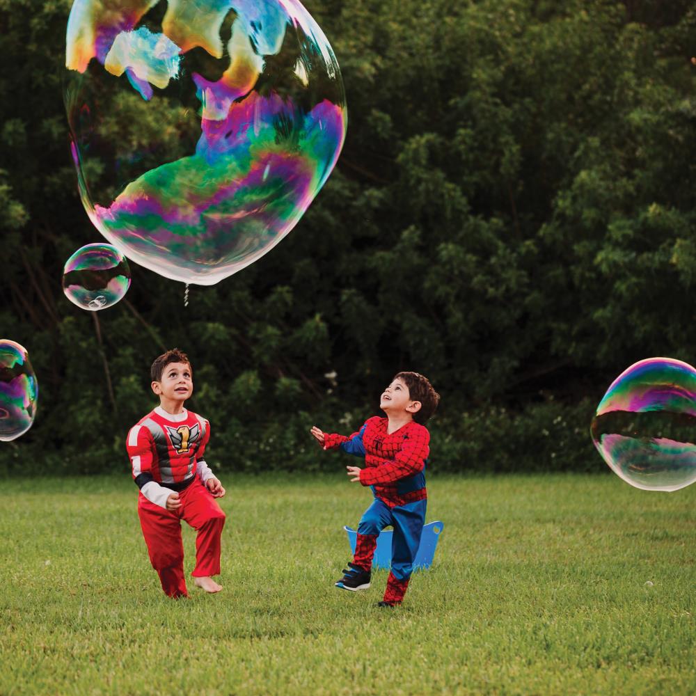 Set de burbujas gigantes para niños: divertida solución para burbujas