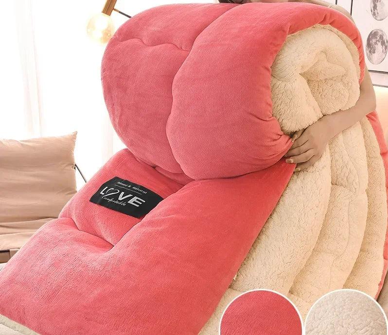 Double-Layer Flannel Fleece Winter Comforter with Wool Fill – Extra Warm Quilted Bedding for Cold Nights, Twin Full Queen King