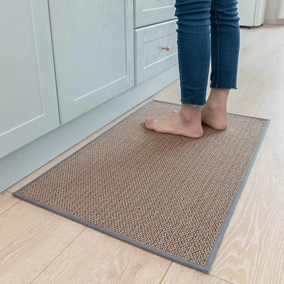 Non-Slip Area Rug with Rubber Backing for Living Room, Kitchen & Entryway – Soft Polyester Accent Mat for High-Traffic Spaces