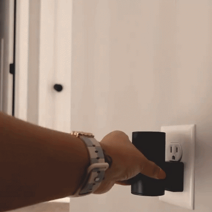Lumora – Plug-In LED Wall Lamp with Smart Auto Mode