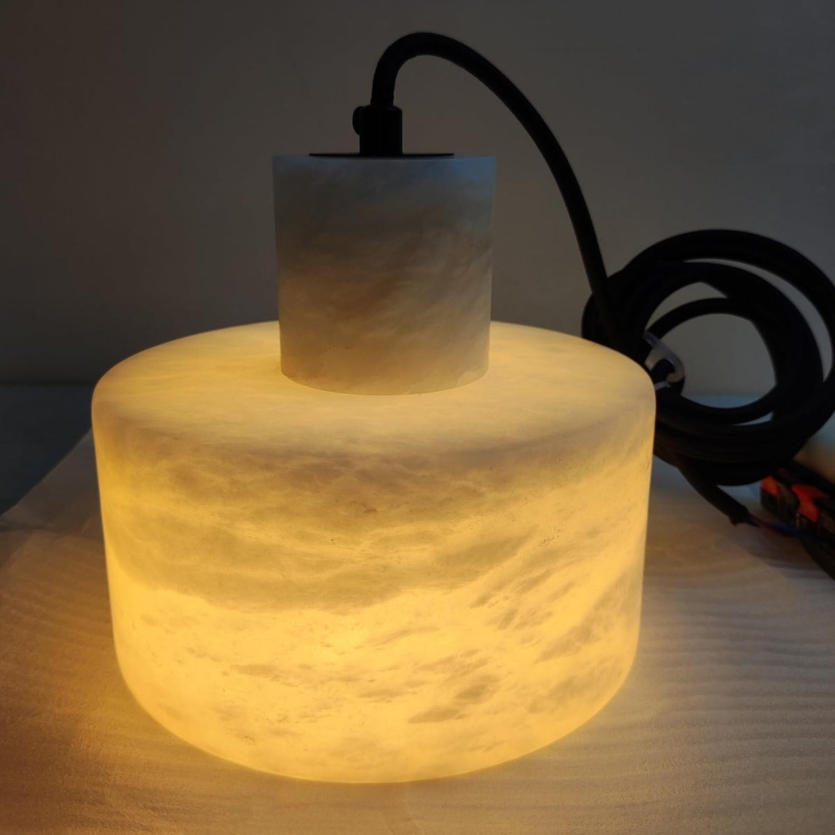 Stone Cylinder Hanging Lamp White Adjustable Drop Ceiling Fixture for Kitchen Island Dining Room Bedroom Hallway Natural Alabaster E27 Socke