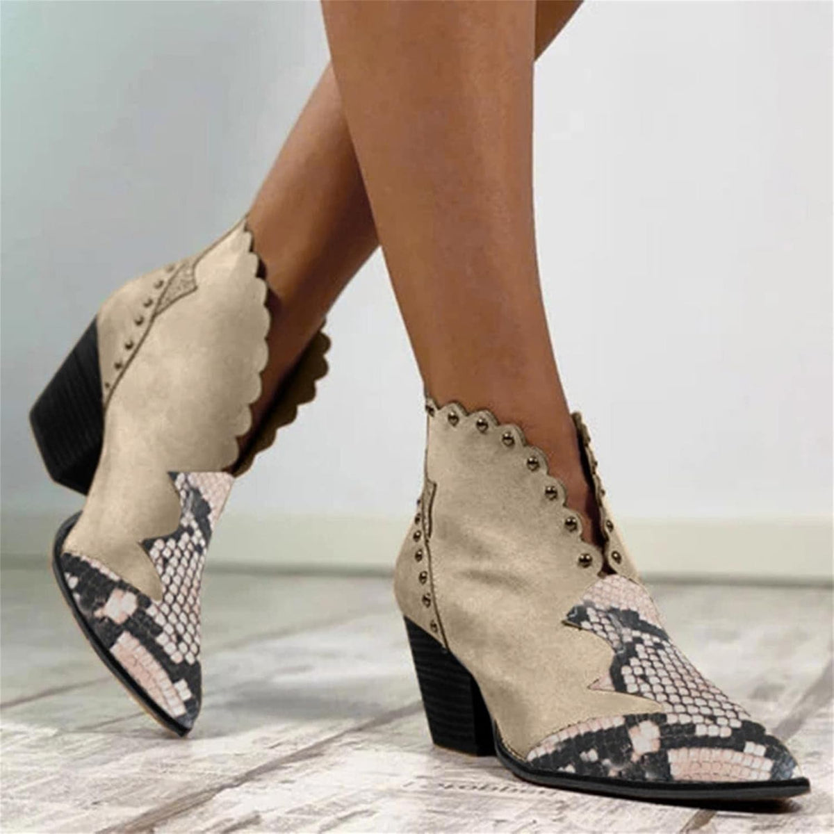 Western-Inspired Ankle Boots with Lace-Up Front & Pointed Toe for Women – Cushioned Insole, Non-Slip Sole, Casual & Dressy Wear