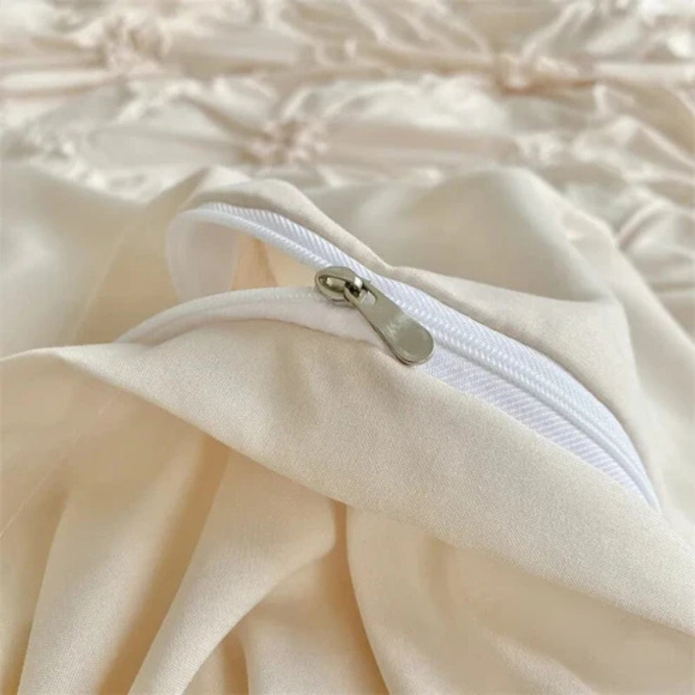 Textured Pinch Pleat Duvet Cover Set with Pillowcases – Soft Microfiber Bedding with Zipper & Corner Ties for Twin, Full, Queen & King Beds