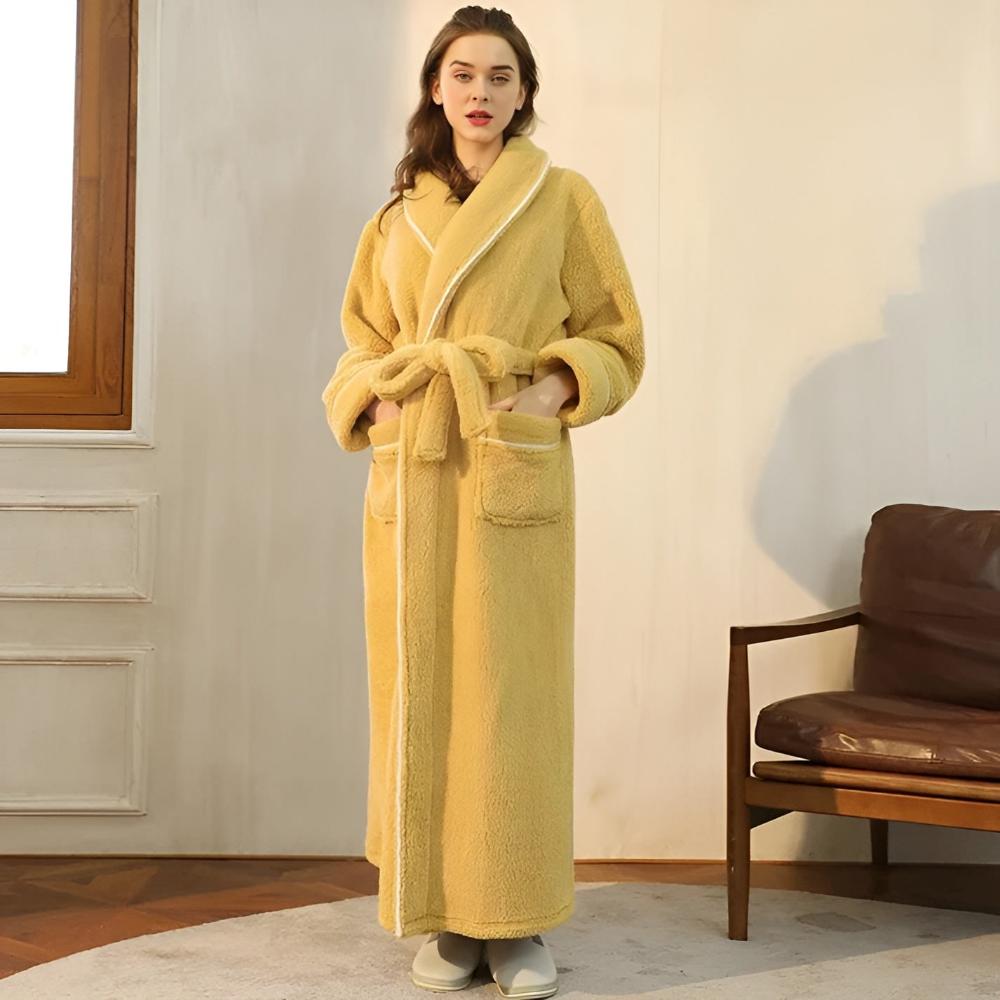 Plush Coral Fleece Bathrobe with Shawl Collar & Pockets – Unisex Lounge Robe for Year-Round Wear