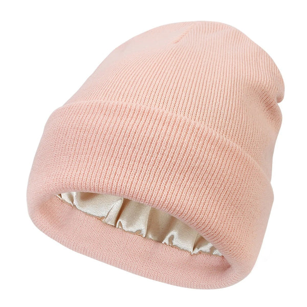 Silk-Lined Wool Beanie for Women – Winter Hat with Anti-Frizz Lining for Hair Care & Warmth