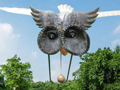 Kinetic Metal Bird Sculpture with Moving Wings for Yard, Patio & Balcony Decoration Silver Outdoor Lawn Art