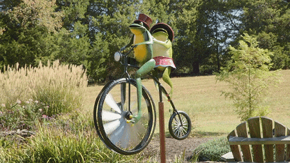 Molino de viento con animal caprichoso en bicicleta con rueda giratoria | Decoración de jardín única para espacios exteriores divertidos