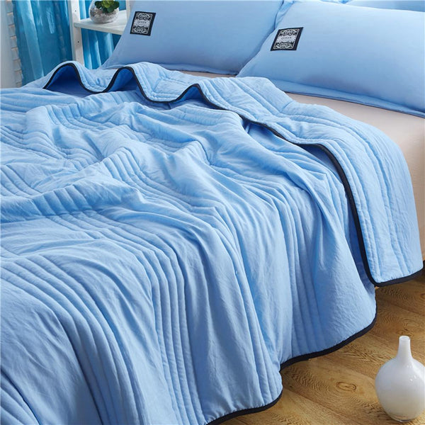 Temperature Regulating Blanket for Hot Sleepers – Moisture-Wicking Breathable Bed Cover for Summer Nights & Year-Round Comfort