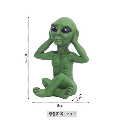 Resin Alien Garden Statue for Outdoor & Indoor Display – Whimsical Space Creature Yard Art Figurine – UV-Protected Weather-Resistant Lawn