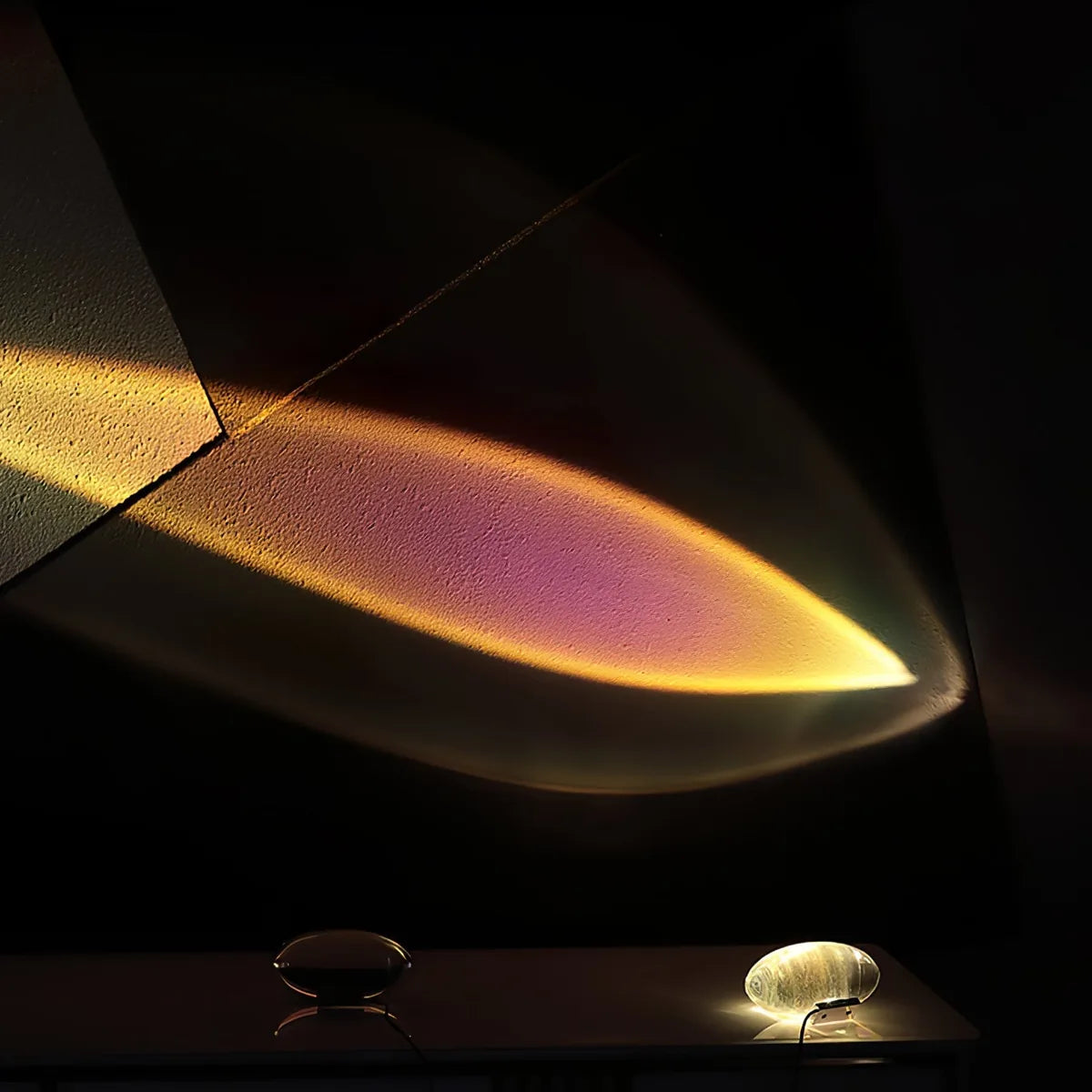 Artistic Table Lamp | Eye-Shaped Projection with Adjustable LED Colors | Modern Design for Captivating Ambiance