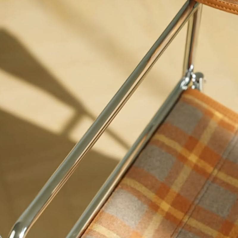 SEATELLE – Art Deco Folding Chair for Graceful Everyday Comfort