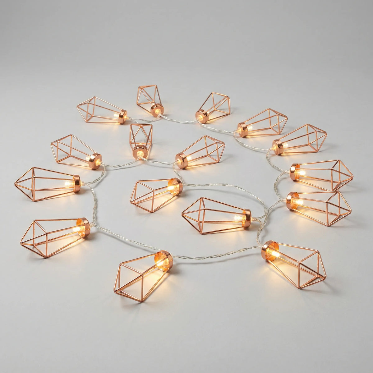 Battery Powered LED Diamond Cage Lights 20 Copper Wire Strand 6.5ft 10ft for Bedroom Living Room Garden Patio Shelves Wireless Decorative Am