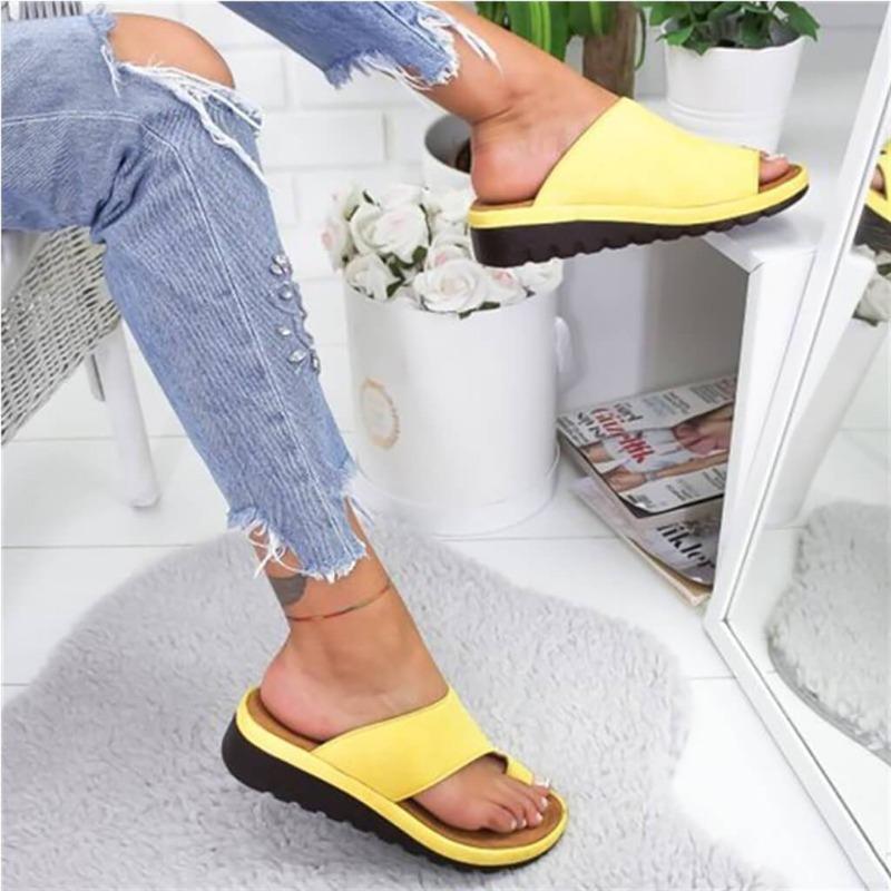 Women's Toe-Post Slip-On Sandals Foam Cushion Flat Comfort Footbed Faux Leather Open-Toe Summer Everyday