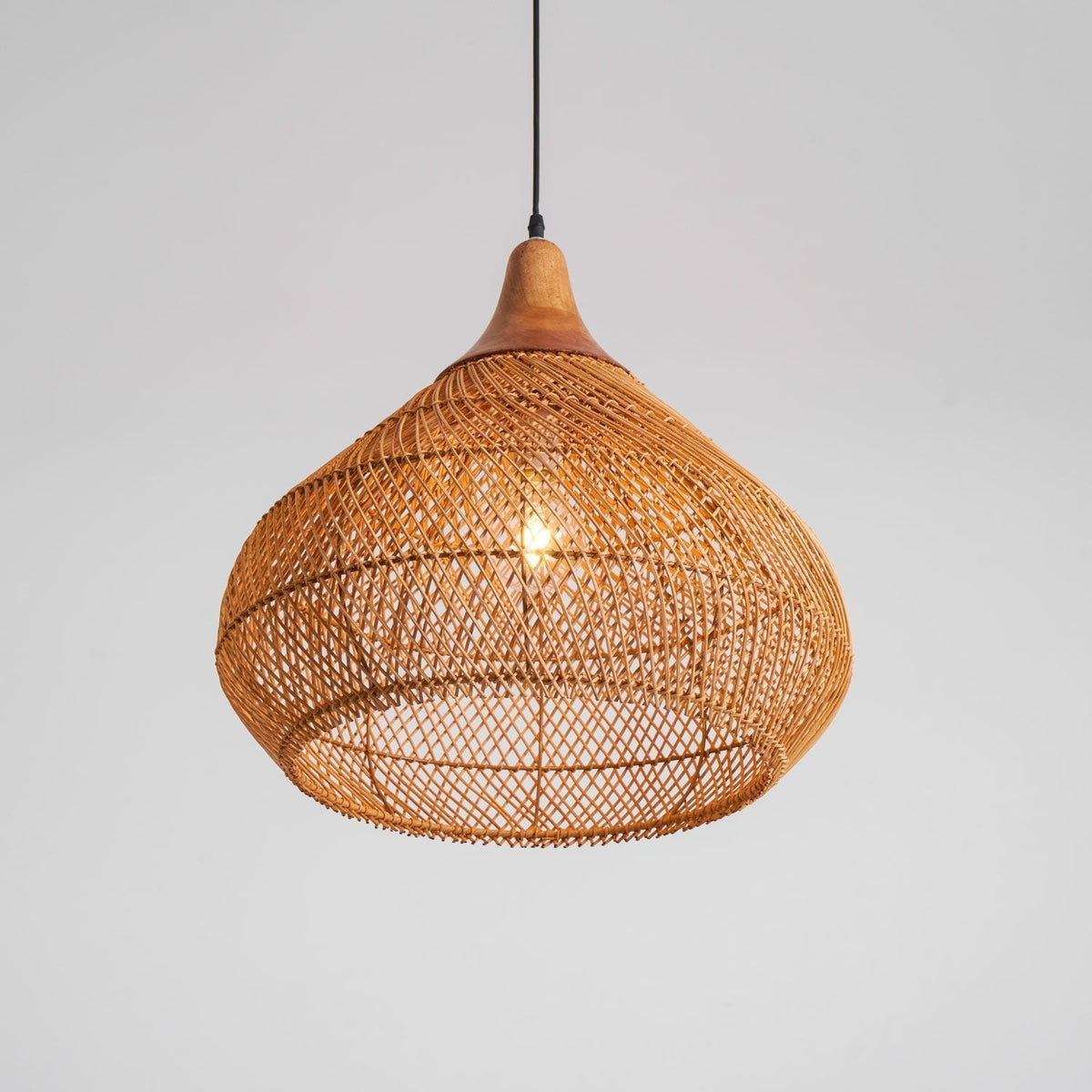 Handwoven Rattan Ceiling Light Fixture for Dining Room and Kitchen Island Over Table Adjustable Drop Natural Fiber Pendant Shade Wood Metal