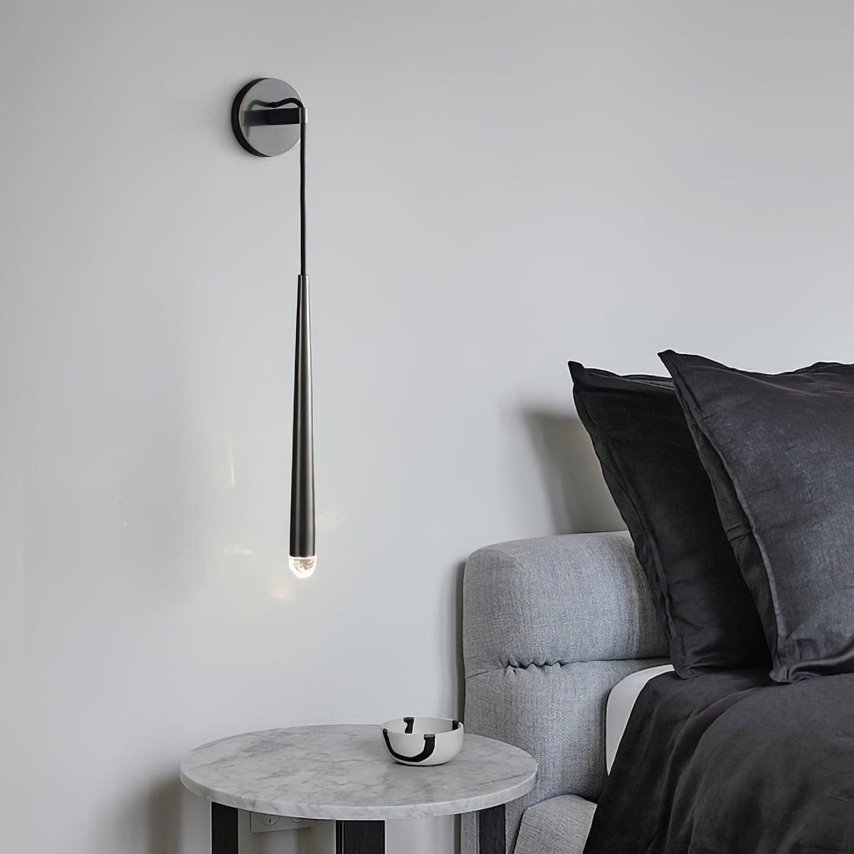 Aplique de pared LED cónico de latón de 15 pulgadas, luz de lectura vertical, iluminación para pasillo, dormitorio, montaje de metal moderno y minimalista, acento decorativo