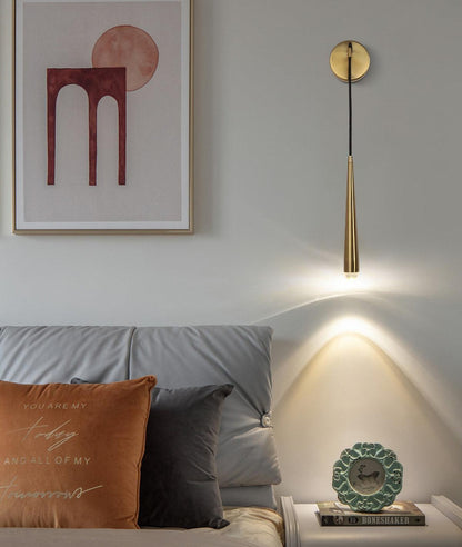 Aplique de pared LED cónico de latón de 15 pulgadas, luz de lectura vertical, iluminación para pasillo, dormitorio, montaje de metal moderno y minimalista, acento decorativo