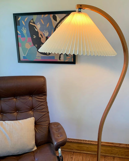 Arched Wood Reading Lamp with Fabric Shade 59 in Tall Modern Over-Sofa Light Natural Finish for Living Rooms Bedrooms Minimalist Standing La