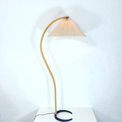 Arched Wood Reading Lamp with Fabric Shade 59 in Tall Modern Over-Sofa Light Natural Finish for Living Rooms Bedrooms Minimalist Standing La