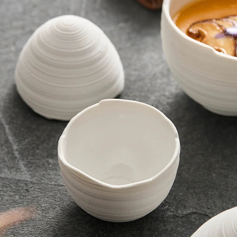 Ceramic Serving Bowl with Smooth Egg-Shaped Design – Elegant and Versatile for Fruits, Desserts, and Soups